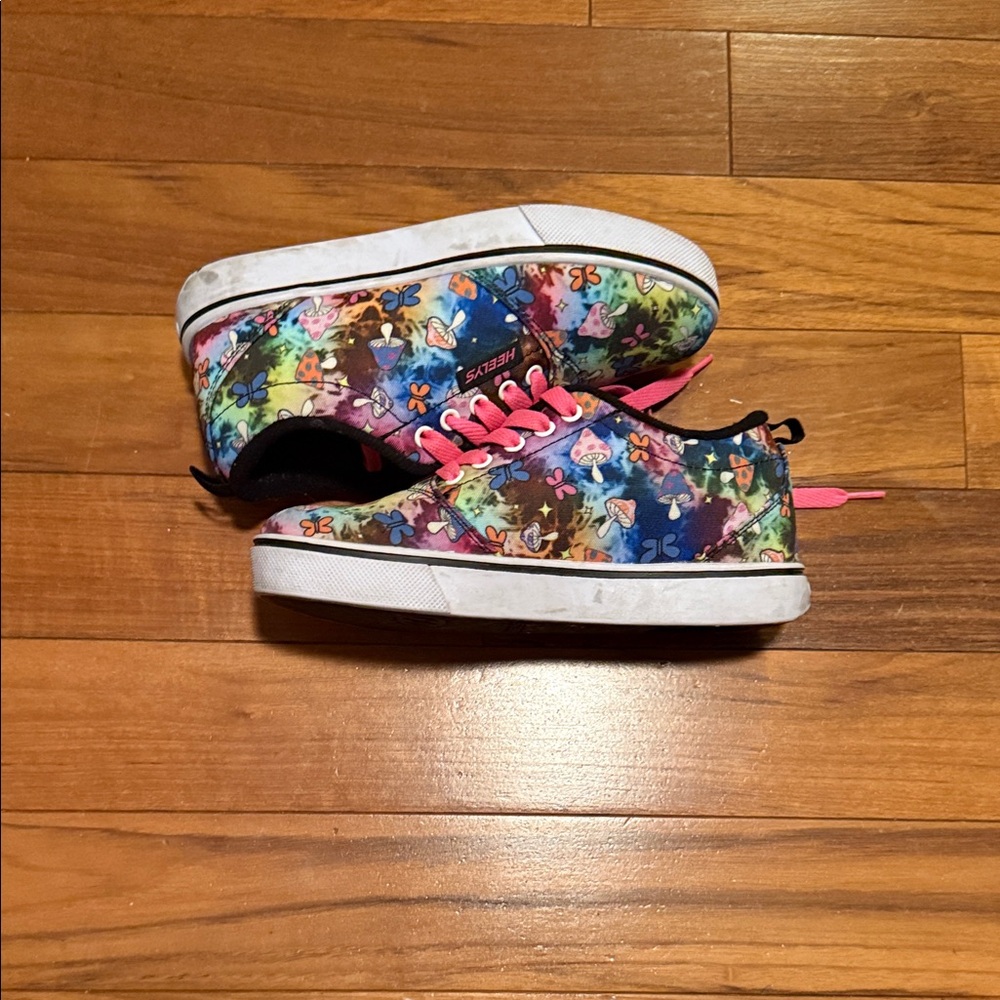 Heelys Multicolor Kids Sneakers with Pink Laces